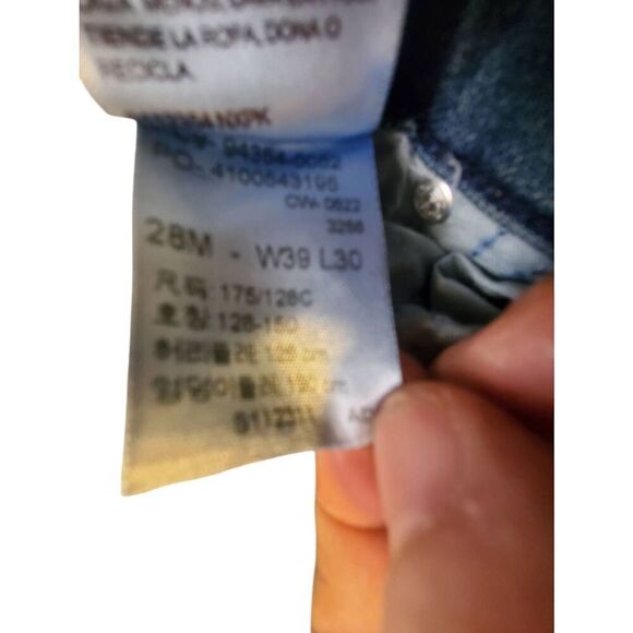 Women's  Levi's Strauss Signiture Gold Med Wash Skinny Jeans Size 39 X 40 - Picture 6 of 7